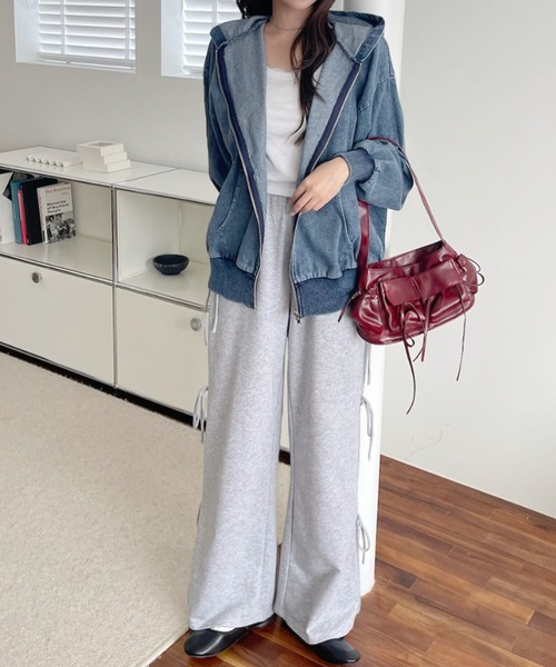 A.D.C.L.(エーディーシーエル)の「フード付き フルジップ デニムジャケット(Gジャン)(デニムジャケット・レディース・ブラック/ブルー・M/L)」の10枚目の写真