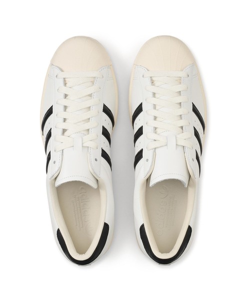 adidas(アディダス)の「SUPERSTAR VINTAGE JQ3254(スニーカー・メンズ・ホワイト・23.5cm/24.0cm/24.5cm/27.0cm/27.5cm/28.0cm/23.0cm/22.5cm/25.5cm/25.0cm/26.0cm/26.5cm/28.5cm/29.0cm/30.0cm)」の4枚目の写真