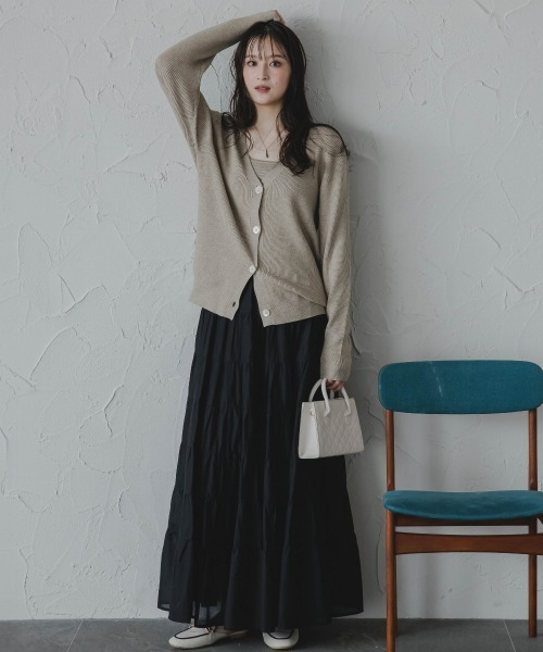 slattgir（スラットジール）の「高身長　ニットアンサンブル（カーディガン＋キャミソール）（セットアップ対応）（トールサイズ）Essenave（ニット/セーター・レディース・ブラック/ベージュ/カーキ・TM/TL/TLL/T3L）」の12枚目の写真