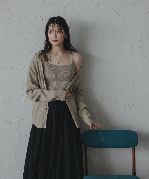 slattgir（スラットジール）の「高身長　ニットアンサンブル（カーディガン＋キャミソール）（セットアップ対応）（トールサイズ）Essenave（ニット/セーター・レディース・ブラック/ベージュ/カーキ・TM/TL/TLL/T3L）」の14枚目の写真