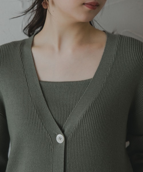 slattgir（スラットジール）の「高身長　ニットアンサンブル（カーディガン＋キャミソール）（セットアップ対応）（トールサイズ）Essenave（ニット/セーター・レディース・ブラック/ベージュ/カーキ・TM/TL/TLL/T3L）」の21枚目の写真