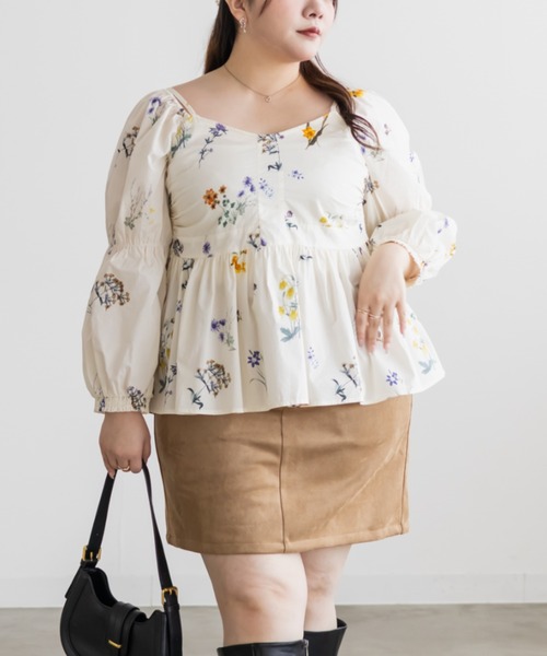 CLETTE(クレット)の「CLETTEオリジナル3WAYスリーブブラウス(シャツ/ブラウス・レディース・オフホワイト/アイボリー/ブラック/ブラック系その他・4L/3L/LL)」の1枚目の写真