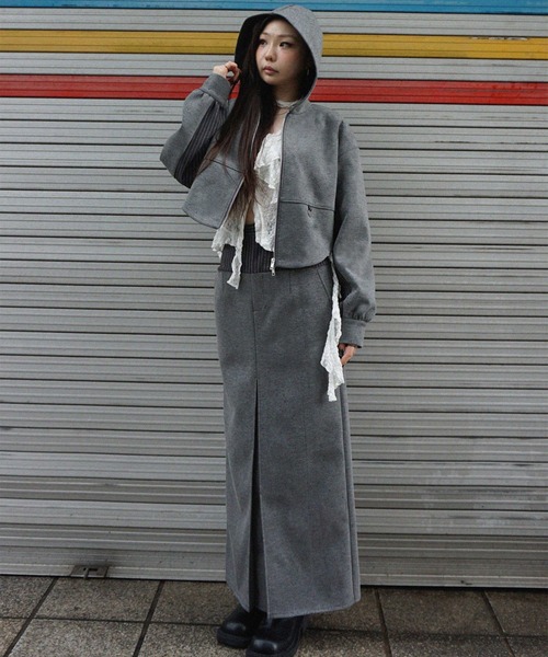 BONBOM(ボンボム)の「BONBOM×Ameri BONDING PENCIL SKIRT(スカート・レディース・グレー/ネイビー・SMALL/MEDIUM)」の4枚目の写真