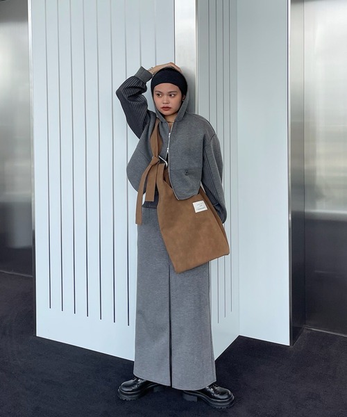 BONBOM(ボンボム)の「BONBOM×Ameri BONDING PENCIL SKIRT(スカート・レディース・グレー/ネイビー・SMALL/MEDIUM)」の17枚目の写真