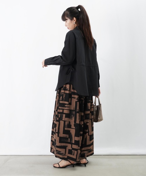 LUCA/LADY LUCK LUCA（ルカ/レディラックルカ）の「LC/LLL ドロストシャツ（シャツ/ブラウス・レディース・オフホワイト/ブラック/ブラウン・FREE）」の17枚目の写真