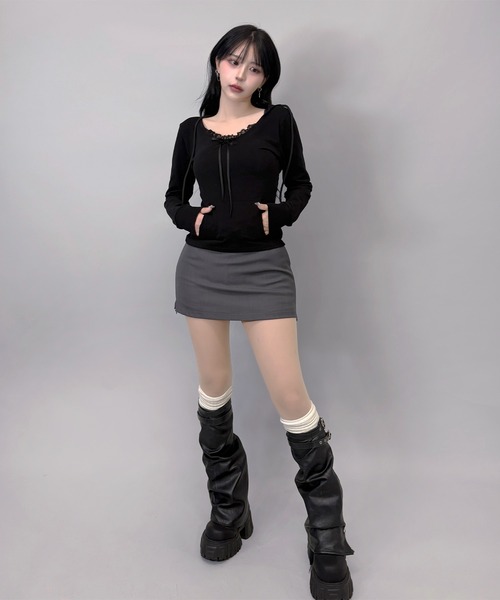 FOLLOWIN(フォロウィン)の「3color/レースリボン付きフーディートップス(Tシャツ/カットソー・レディース・ブラック/ホワイト/グレー・FREE)」の12枚目の写真