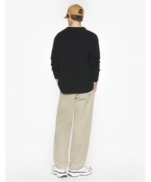 Maison Kitsune(メゾンキツネ)の「FOX HEAD WOOL RIBBED JUMPER(ニット/セーター・メンズ・ブラック/アイボリー・XS/S/M/L/XL)」の8枚目の写真