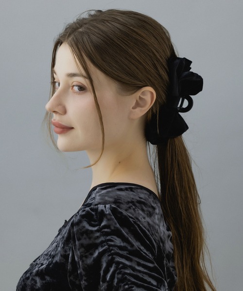 LA MUe(ラミュー)の「【LA MUE】ベロアリボンバンスクリップ(バレッタ/ヘアクリップ・レディース・ブラウン/ピンク/ブラック・FREE)」の18枚目の写真