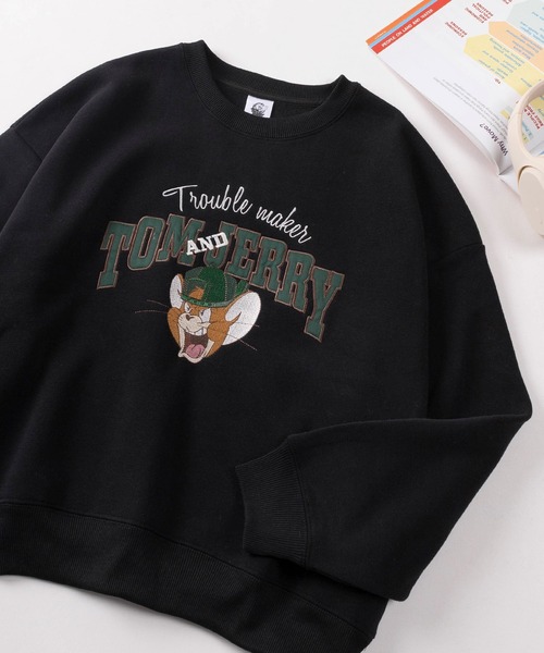 Tom＆Jerry（トムアンドジェリー）の「【71】【TOM＆JERRY/トムとジェリー】バックプリント サークルデザイン 裏起毛 スウェット（スウェット・レディース・チャコールグレー/レッド/ホワイト/ブラック/ワイン/ベージュ/アッシュグレー/ブラウン/アイボリー/ブラック系その他/ブルー/オレンジ・M/L）」の5枚目の写真