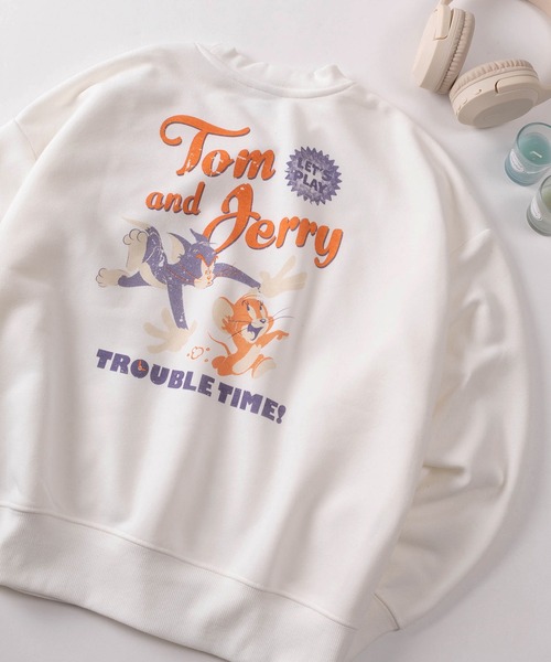 Tom＆Jerry（トムアンドジェリー）の「【71】【TOM＆JERRY/トムとジェリー】バックプリント サークルデザイン 裏起毛 スウェット（スウェット・レディース・チャコールグレー/レッド/ホワイト/ブラック/ワイン/ベージュ/アッシュグレー/ブラウン/アイボリー/ブラック系その他/ブルー/オレンジ・M/L）」の2枚目の写真