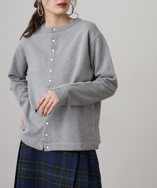 OMNES(オムネス)の「裏毛スウェットパールドット 長袖カーディガン(カーディガン/ボレロ・レディース・ホワイト/グレー/モカ・M)」の10枚目の写真