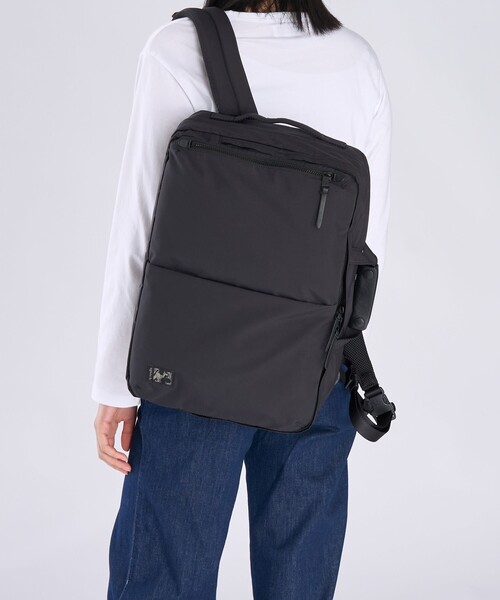 agnes b.（アニエスベー）の「ナイロン 3way PCケース "Trip"  ZAH01-01（ビジネスバッグ・メンズ・ブラック・FREE）」の12枚目の写真