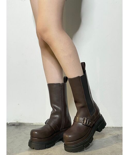 MURUA（ムルーア）の「ベルトサイドゴアブーツ（ブーツ・レディース・ブラック/ブラウン・22.5/23.5/24.5）」の2枚目の写真
