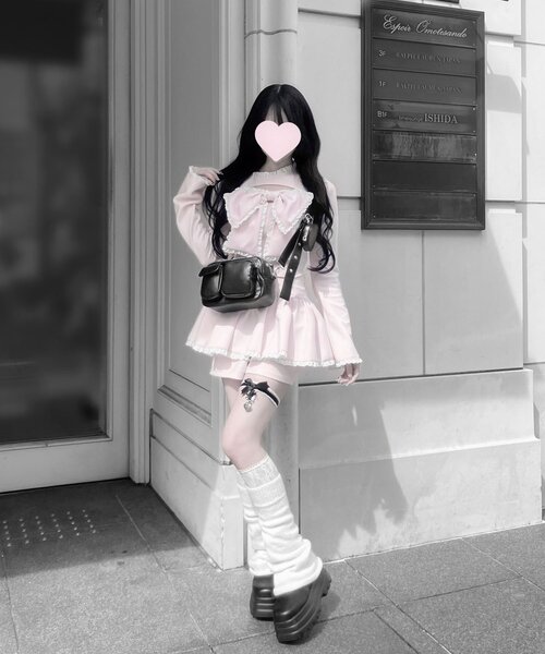 正規品♡リボンプルオーバー♡オフホワイト インフルエンサー企画】miko リボンビスチェセット（Tシャツ