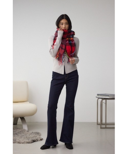 AZUL by moussy（アズールバイマウジー）の「カシミアタッチストール（ストール/ショール・レディース・ブラック/アイボリー/レッド系その他・FREE）」の20枚目の写真