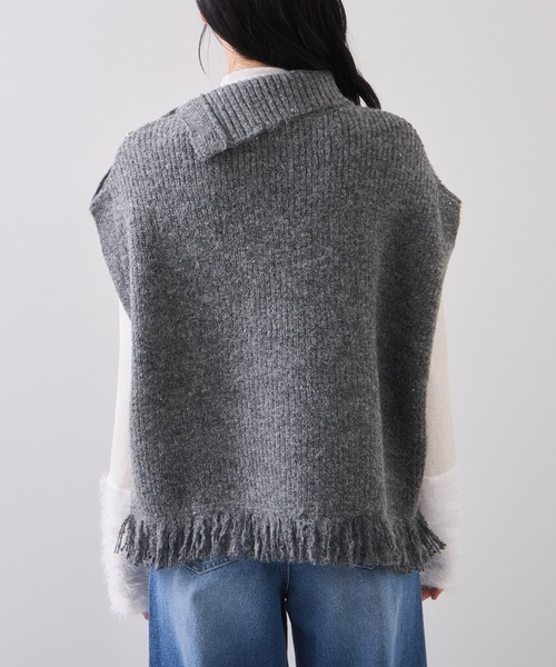 VIS（ビス）の「ボタンデザインポンチョベスト（ベスト・レディース・チャコールグレー/オフホワイト・FREE）」の15枚目の写真