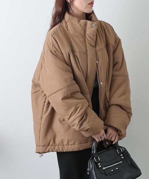 COLONY 2139(コロニートゥーワンスリーナイン)の「スタンドカラー中綿コート(ブルゾン・レディース・モカ/ブラック・FREE)」の20枚目の写真