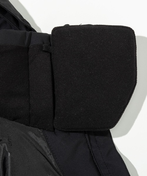 phenix(フェニックス)の「phenix(フェニックス)Futurism Stitching Jacket フューチャリズム ステッチング スキージャケット(保温性/耐水性)(その他アウター・レディース・ブラック/バーガンディー/ホワイト・S/M/L)」の4枚目の写真