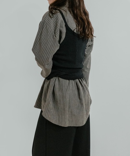 on:nue（オンニュ）の「【on:nue】カシュクールニットビスチェ（ニット/セーター・レディース・ベージュ/ブラック/グレー・FREE）」の21枚目の写真