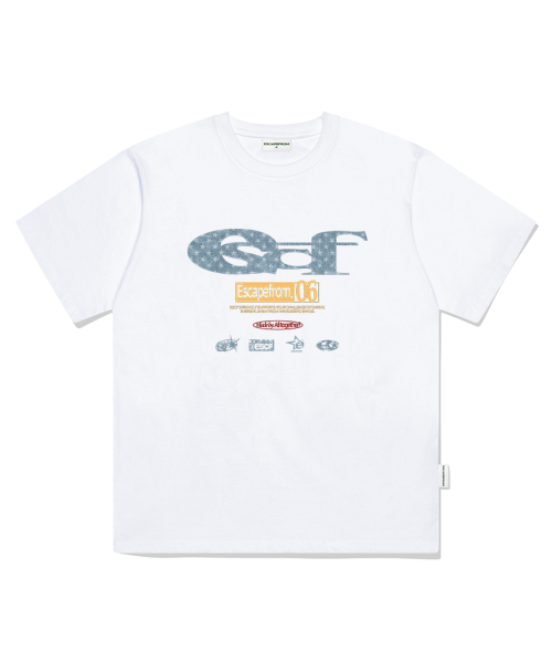 ESCAPEFROM(エスケープフロム)の「ブルースター デニム ESCF ロゴ コラージュプリント オーバーサイズ 半袖Tシャツ ホワイト(Tシャツ/カットソー・レディース・その他・LARGE/SMALL/MEDIUM)」の2枚目の写真