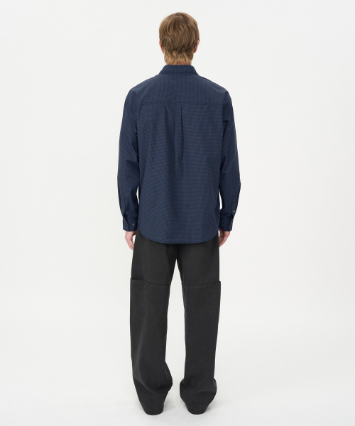 INSILENCE(インサイロンス)の「レギュラーフィットチェックシャツ NAVY(シャツ/ブラウス・レディース・その他・SMALL/MEDIUM/LARGE)」の6枚目の写真