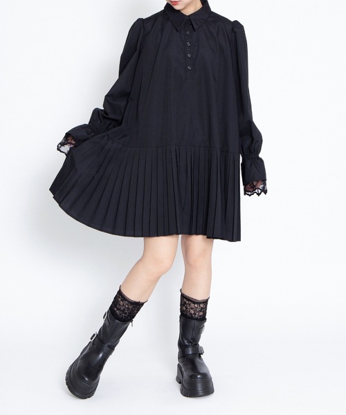 PUNYUS(プニュズ)の「プリーツヘムシャツワンピース(シャツワンピース・レディース・ブラック/サックスブルー/ホワイト・2/1/5/4/3)」の15枚目の写真