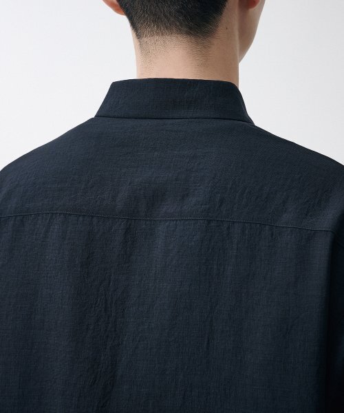MUSINSA STANDARD（ムシンサスタンダード）の「リラックスドリネンライク半袖シャツ[ネイビー]（シャツ/ブラウス・メンズ・その他・SMALL/MEDIUM/LARGE/X-LARGE/XX-LARGE）」の5枚目の写真
