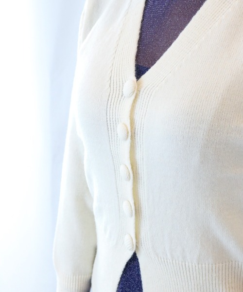 a lot of love（ア ロット オブ ラブ）の「ナローウエスト Vネックカーディガン（カーディガン/ボレロ・レディース・ピンク/オフホワイト/グレー・FREE）」の6枚目の写真