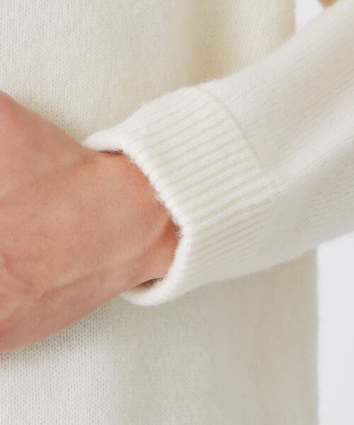 LOVELESS（ラブレス）の「【UNISEX】タスマニアラムウールニットプルオーバー（ニット/セーター・メンズ・オフホワイト/グレー系その他/ブラック/ブルー系その他2/ベージュ系その他2・M/L）」の12枚目の写真