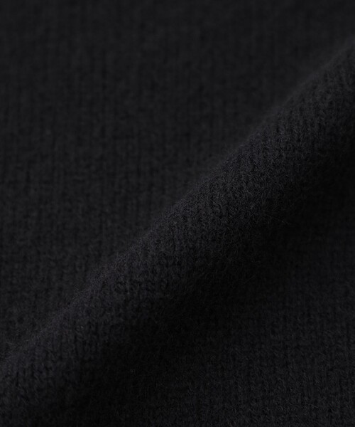 LOVELESS（ラブレス）の「【UNISEX】タスマニアラムウールニットプルオーバー（ニット/セーター・メンズ・オフホワイト/グレー系その他/ブラック/ブルー系その他2/ベージュ系その他2・M/L）」の8枚目の写真