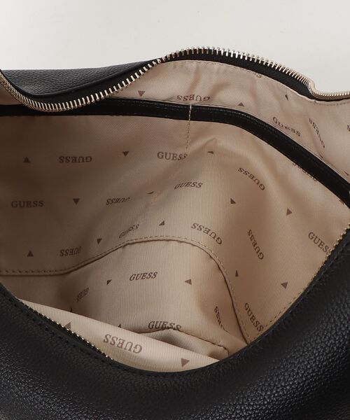 Guess（ゲス）の「EVIE Hobo ホーボーバッグ  （ハンドバッグ・レディース・ベージュ/ブラウン/ブラック・ONE SIZE）」の15枚目の写真
