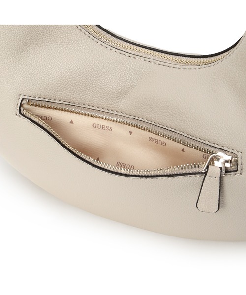 Guess（ゲス）の「EVIE Hobo ホーボーバッグ  （ハンドバッグ・レディース・ベージュ/ブラウン/ブラック・ONE SIZE）」の9枚目の写真