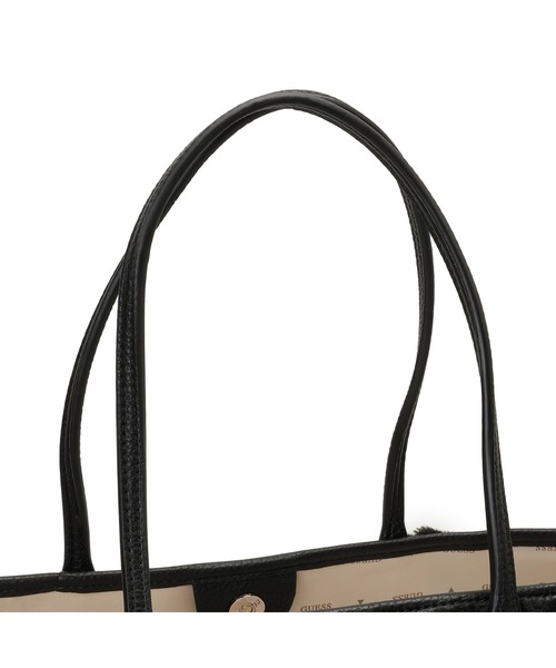 Guess(ゲス)の「VICTTORIA Large 2 In 1 Tote トートバッグ (トートバッグ・レディース・ブラック・ONE SIZE)」の4枚目の写真