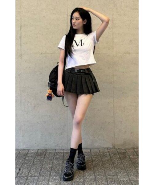 MUCENT（ムセント）の「メインシンボルシグネチャーロゴ半袖Tシャツ（4カラー）（Tシャツ/カットソー・レディース・ホワイト/ブラック/ライトピンク/レッド・SHORT/L/M/XL）」の7枚目の写真