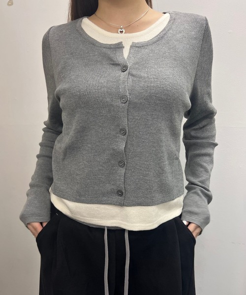 Nu(ニュー)の「【Nu】レイヤード風カーディガン(Tシャツ/カットソー・レディース・ブラック×ホワイト/グレー/ホワイト×ブラック/ブラック/カーキ・MEDIUM)」の4枚目の写真