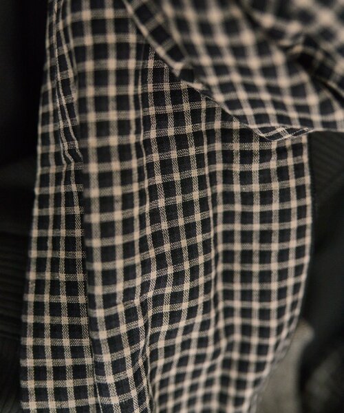 ear PAPILLONNER（イアパピヨネ）の「コットン格子柄ストール（ストール/ショール・レディース・ブラック・FREE）」の8枚目の写真
