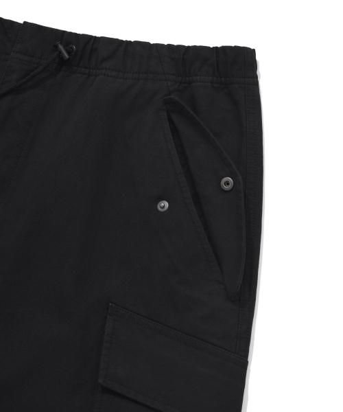 COVERNAT(カバーナット)の「ワイドパラシュートカーゴパンツブラック(その他パンツ・レディース・その他・LARGE/MEDIUM/SMALL/X-LARGE/X-SMALL/XX-LARGE)」の5枚目の写真