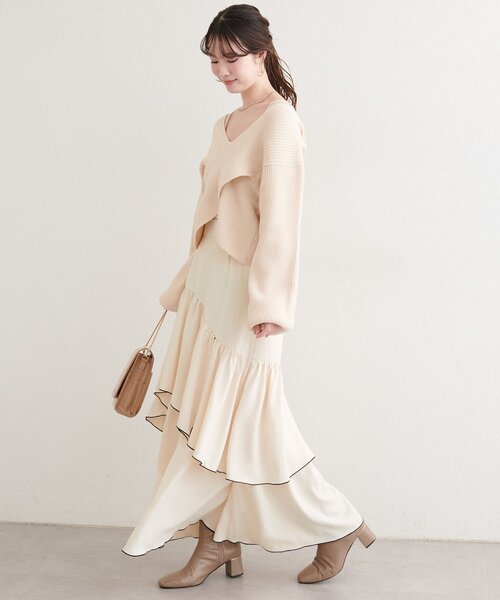 natural couture(ナチュラルクチュール)の「裾パイピングスカート(スカート・レディース・その他1/その他2/チャコールグレー/アイボリー・FREE)」の1枚目の写真