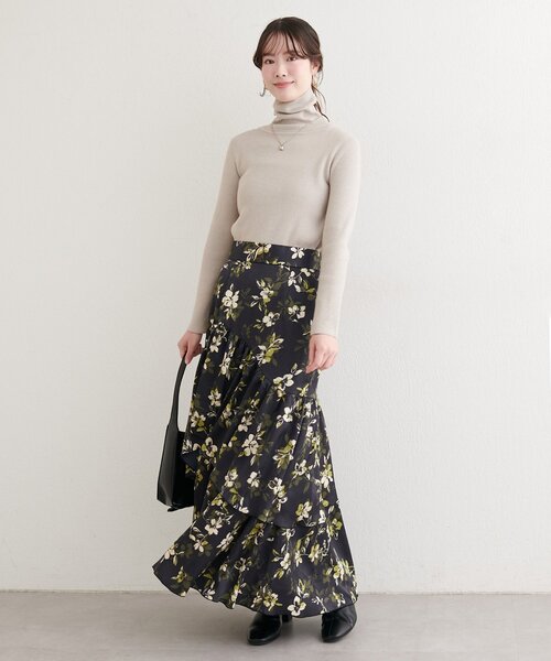 natural couture(ナチュラルクチュール)の「裾パイピングスカート(スカート・レディース・その他1/その他2/チャコールグレー/アイボリー・FREE)」の11枚目の写真