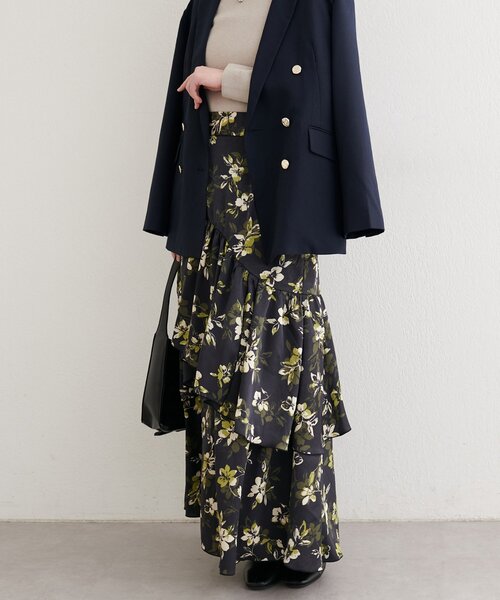 natural couture(ナチュラルクチュール)の「裾パイピングスカート(スカート・レディース・その他1/その他2/チャコールグレー/アイボリー・FREE)」の5枚目の写真