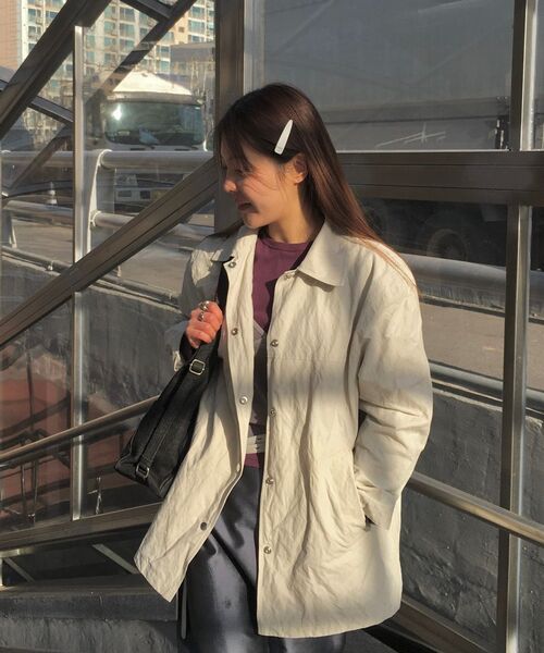INSILENCE WOMEN（インサイレンスウーマン）の「リンクルオーバーサイズハーフトレンチICEGREY（トレンチコート・レディース・その他・X-SMALL/SMALL/MEDIUM）」の6枚目の写真