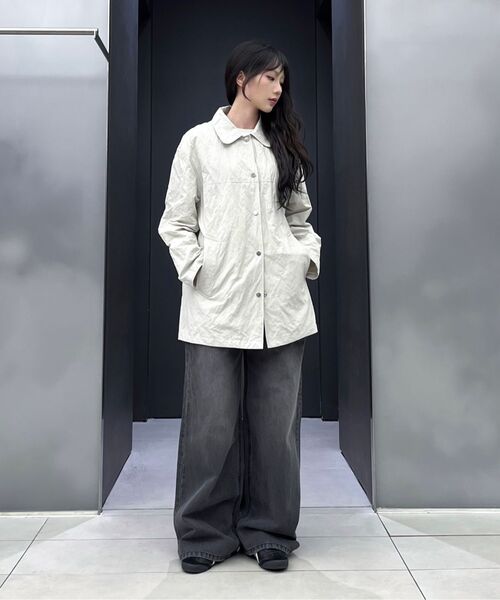 INSILENCE WOMEN（インサイレンスウーマン）の「リンクルオーバーサイズハーフトレンチICEGREY（トレンチコート・レディース・その他・X-SMALL/SMALL/MEDIUM）」の5枚目の写真