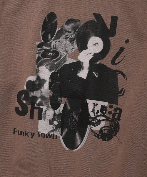 Cavish(カビシ)の「COLLAGE PIGMENT SWEATSHIRT BROWN(CV2DSUM462A)(スウェット・レディース・ブラウン・LARGE/MEDIUM/SMALL/X-LARGE)」の4枚目の写真