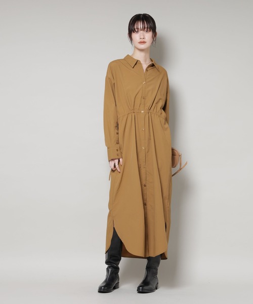 NANO universe(ナノユニバース)の「ナイロンタッサードロストシャツワンピース(シャツワンピース・レディース・ブラック/キャメル/ダークベージュ・FREE)」の1枚目の写真