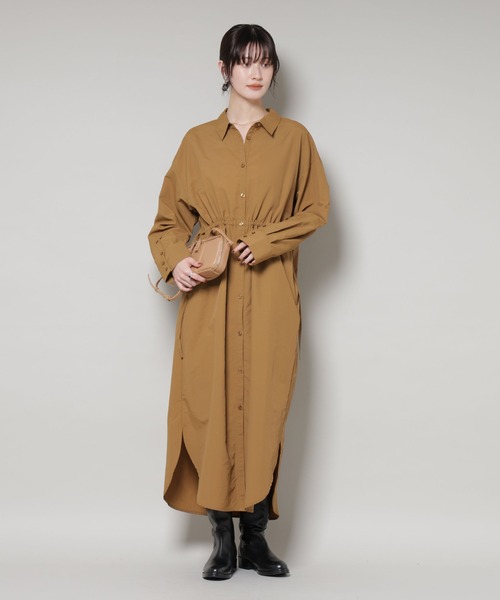 NANO universe(ナノユニバース)の「ナイロンタッサードロストシャツワンピース(シャツワンピース・レディース・ブラック/キャメル/ダークベージュ・FREE)」の8枚目の写真