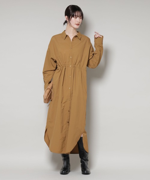 NANO universe(ナノユニバース)の「ナイロンタッサードロストシャツワンピース(シャツワンピース・レディース・ブラック/キャメル/ダークベージュ・FREE)」の9枚目の写真