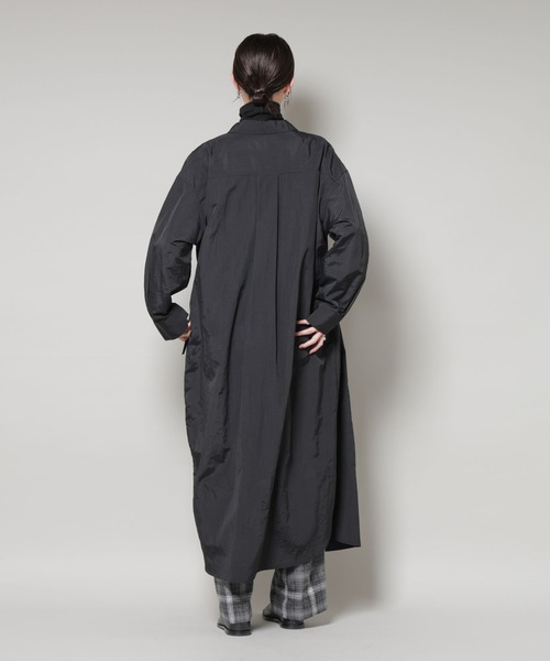 NANO universe(ナノユニバース)の「ナイロンタッサードロストシャツワンピース(シャツワンピース・レディース・ブラック/キャメル/ダークベージュ・FREE)」の17枚目の写真