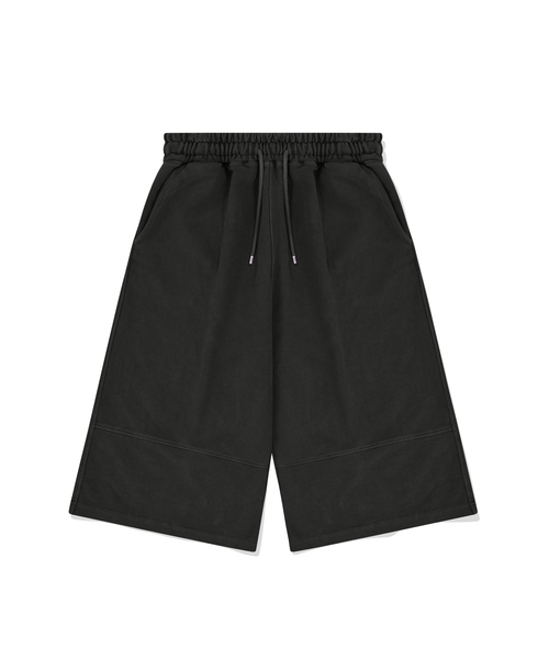 S'EST(エスイーエスティー)の「Pigment Bermuda Shorts Charcoal(その他パンツ・メンズ・チャコール・MEDIUM/LARGE/X-LARGE)」の1枚目の写真