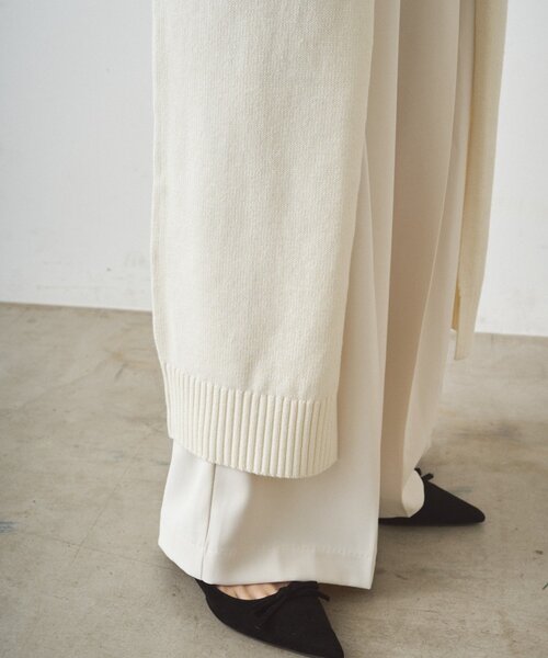 LOUNGEDRESS(ラウンジドレス)の「ハイスリットニットワンピース(ワンピース・レディース・ネイビー/オフホワイト・FREE)」の19枚目の写真