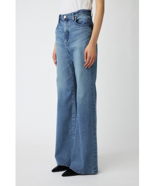 MOUSSY（マウジー）の「ADVANCED LONG LEG FLARE（デニムパンツ・レディース・ダークブルー/ブルー/ワンウォッシュ・23inch/24inch/25inch/26inch/27inch）」の6枚目の写真